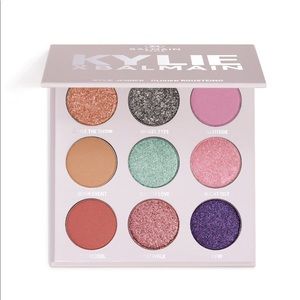 Kylie x Balmain palette